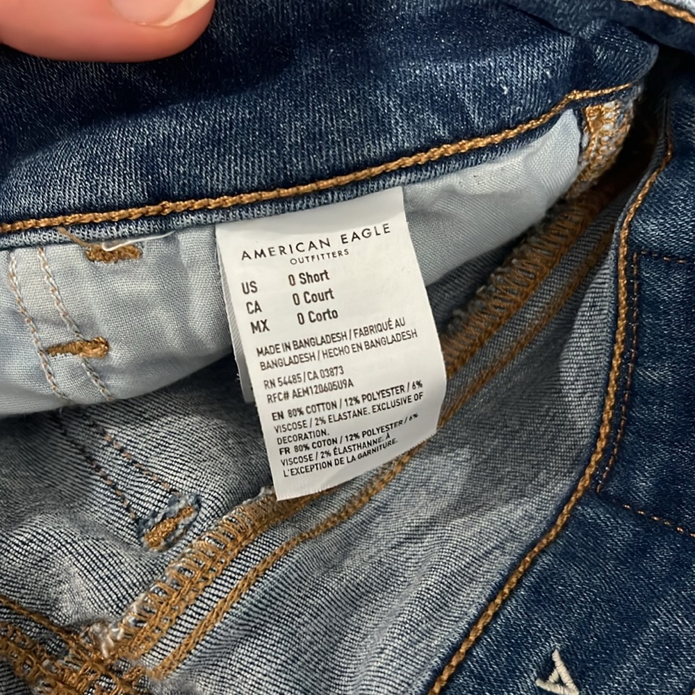 LIKE NEW WORN ONCE American Eagle Skinny Jeans - Picture 4 of 4